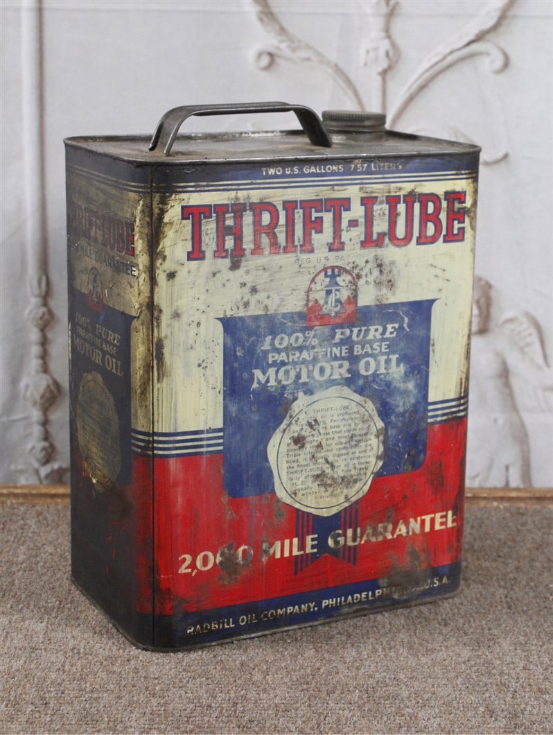 A Thrift Lube 1 gal motor oil can in G cond.: A Thrift Lube 1 gal motor oil can in G cond.