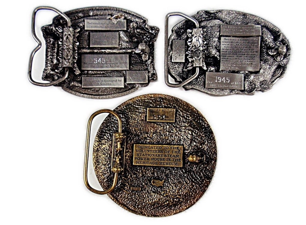 Belt Buckles. 3 pcs. 1 Steamboat Days Burlington Iowa. #545 1984. 1 Harvest: Belt Buckles. 3 pcs. 1 Steamboat Days Burlington Iowa. #545 1984. 1 Harvest Time Mt Pleasant Iowa. #1945 - 1985. 1 1993 Old Thrashers Reunion Mt. Pleasant Iowa. #324 All Good Cond.