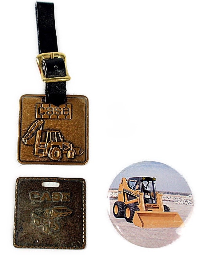 Case Advertising. 4 pcs. 2 Watch Fobs Backhoe/Loader Tractor & Front End Lo (1 of 2)