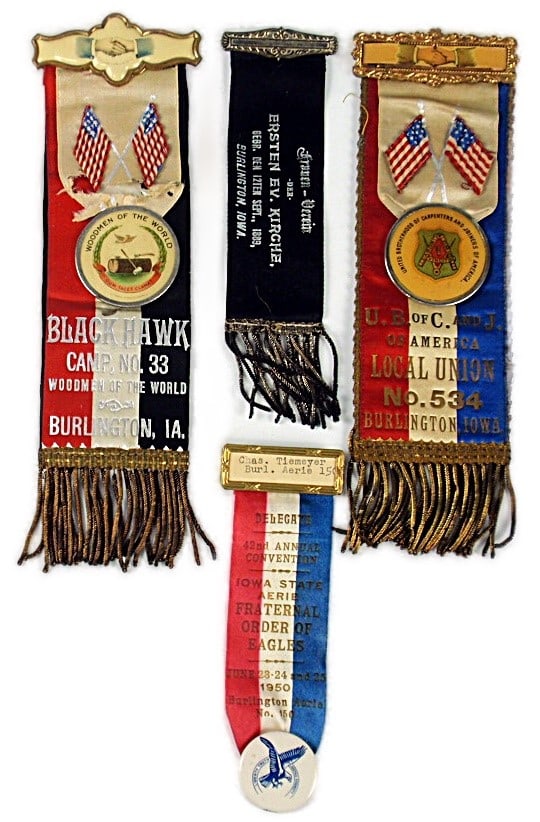 Burlington Iowa Ribbons, 4 pcs. Woodmen of The World Black Hawk Camp 33, U.: Burlington Iowa Ribbons, 4 pcs. Woodmen of The World Black Hawk Camp 33, U. B. of C. and J. of America Local Union NO. 534, Gegr, Den 12th Sept 1889, Chas. Tiemeyer, Delegate 48th Annual Convention F.