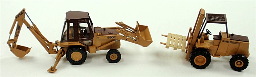 Toys, Die Cast Model. Case 580E "Construction King", Backhoe/Bucket, Made in Germany. Tractor, Case (1 of 2)