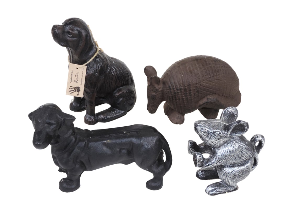 Door Stops (4), Dachshund, Armadillo, embossed C01, Dog, handmade by Lulu D: Door Stops (4), Dachshund, Armadillo, embossed C01, Dog, handmade by Lulu Decor, Inc., org tag, made in China & Mouse, by Comfify, all cast iron, total weight 12 lbs, Exc cond, up to 6.5"H