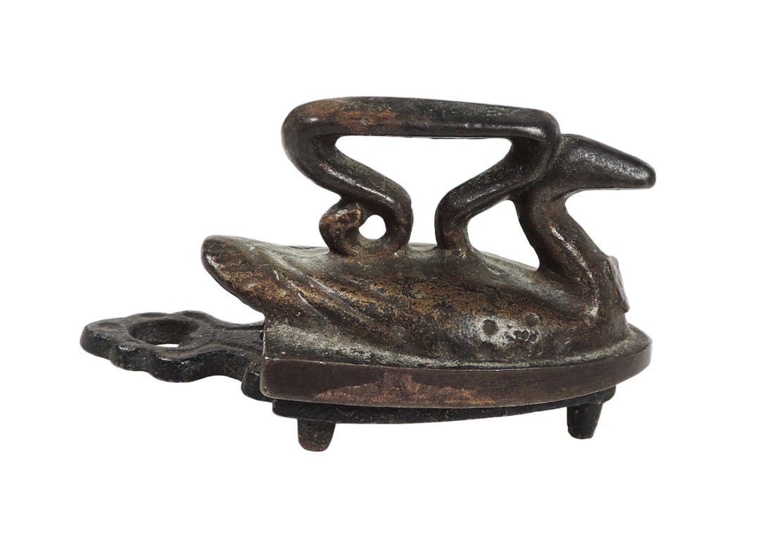 Antique Child's or Salesman Sample Swan Sad Iron & Trivet, cast iron, unmar (1 of 2)