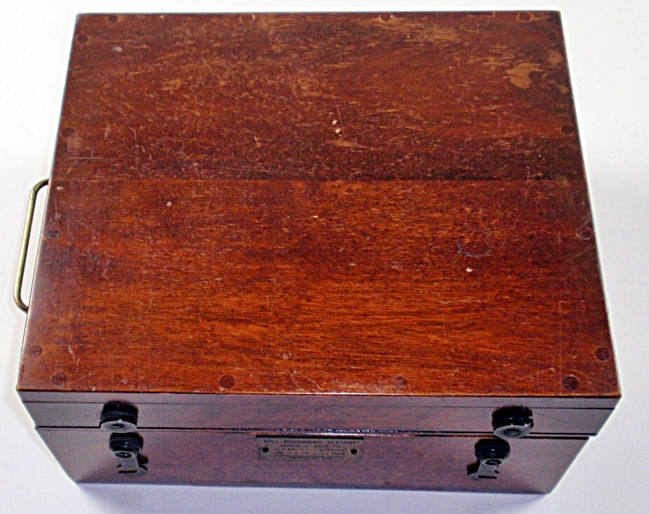 A W.W.II U.S. Navy Sextant (1 of 4)