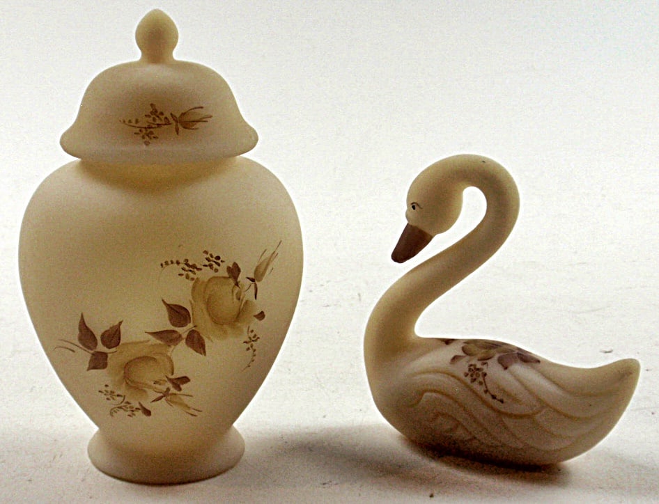 2pc Artist Decorated Fenton Glass: Satin finish custard jar & swan signed Burton & Hart, Exc cond. Largest 6.25"H.