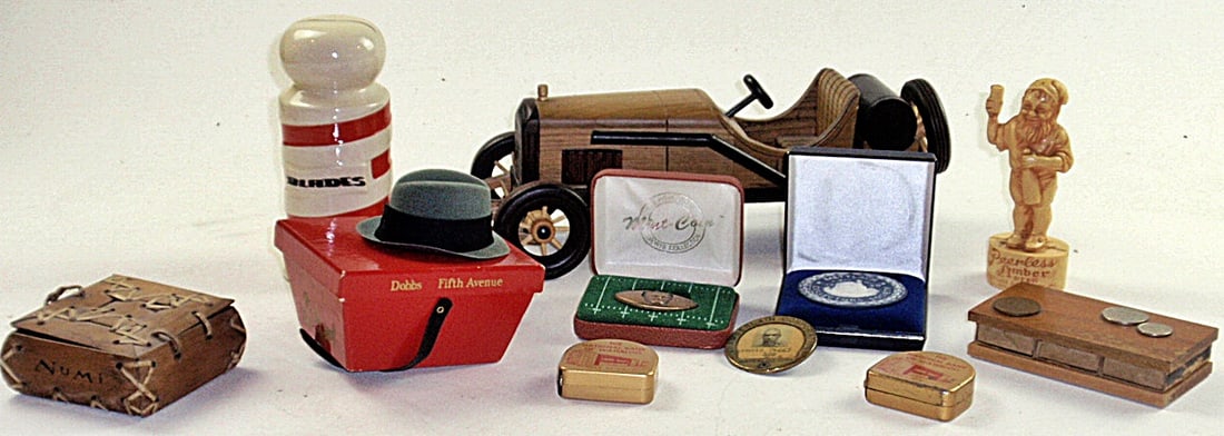 Lot of vintage "guy stuff" (10) (1 of 6)