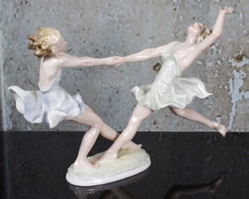 A Hutschenreuther Art Deco "Girls Dancing" Figure
