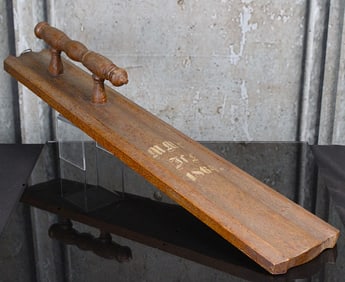 A Very Fine Norwegian Mangle Board