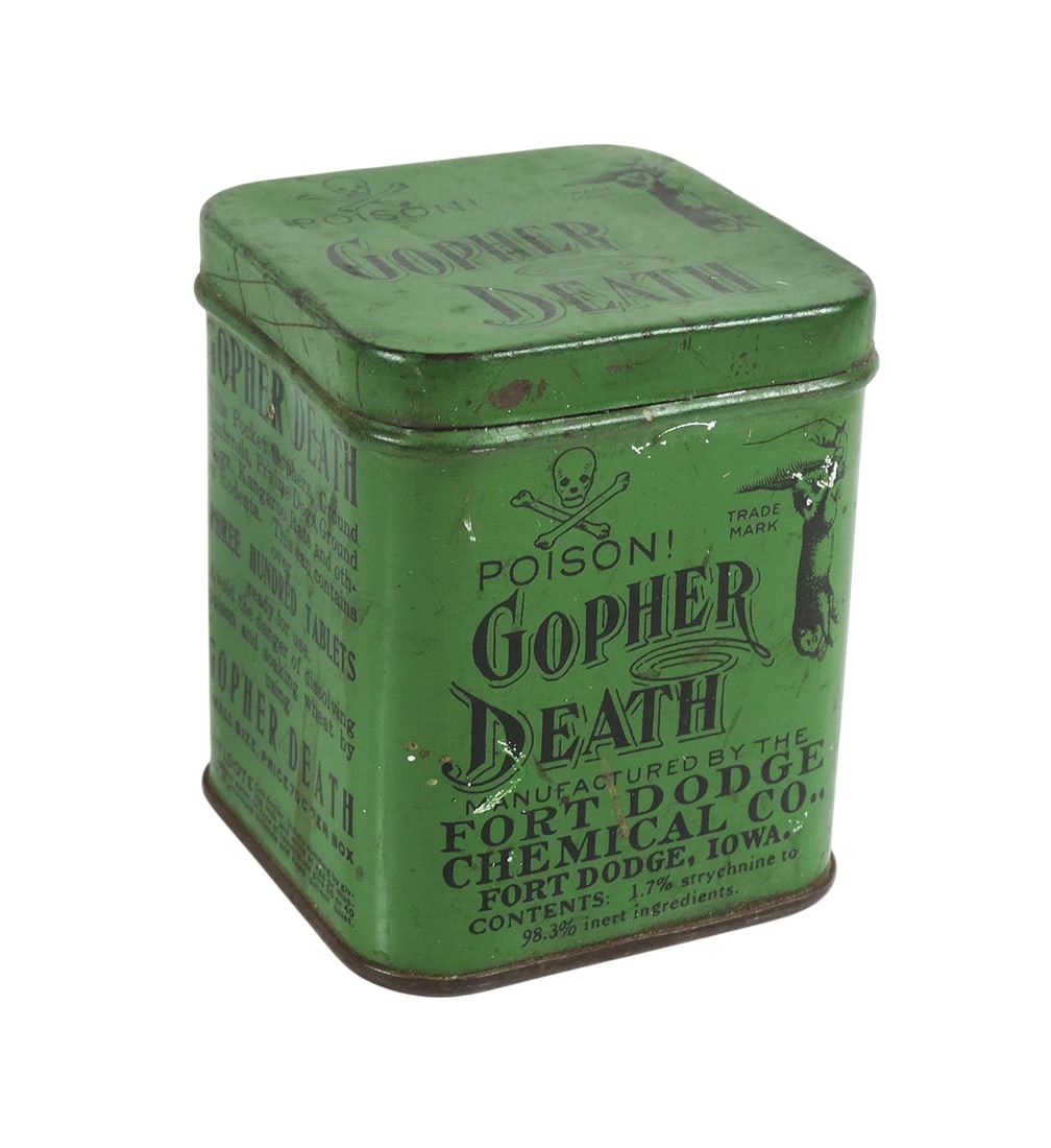 Gopher Death Poison Tin, Mfg by Fort Dodge Chemical Co., no product, c. early 1900s, VG+ cond, 2.... (1 of 2)