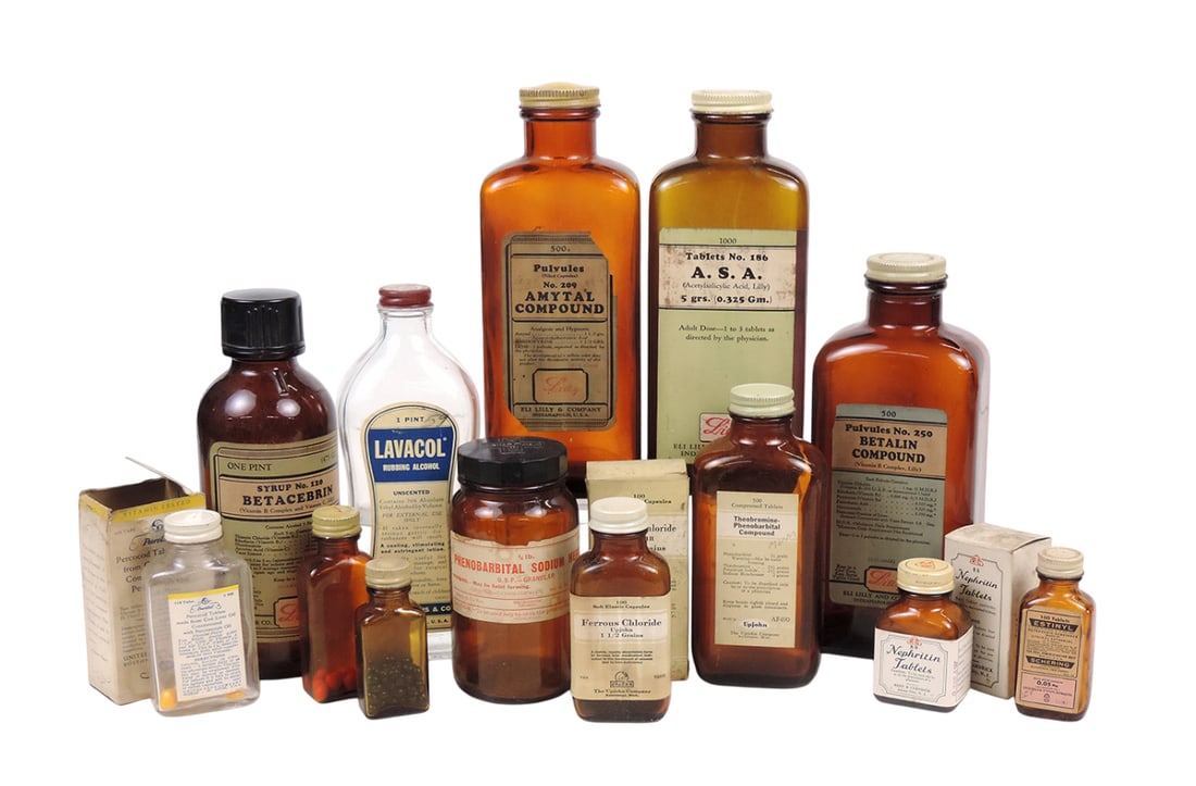 Drug Store Bottles (13), includes the following companies, Upjohn Co., Ree & Carnrick, Eli Lilly,...: Drug Store Bottles (13), includes the following companies, Upjohn Co., Ree & Carnrick, Eli Lilly, Schering Corp, United Drug Co., Merck, plastic/tin twist lids, orig paper label/boxes, some are NOS bu