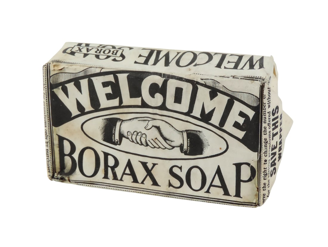 Country Store Welcome Borax Soap Bar, Cambridge-Mass-USA, The word "Welcome" & the insignia (a pair: Country Store Welcome Borax Soap Bar, Cambridge-Mass-USA, The word "Welcome" & the insignia (a pair of Clasped Hands) are both registered as Trade Marks, NOS w/orig contents, c. early 1900s, Exc cond 