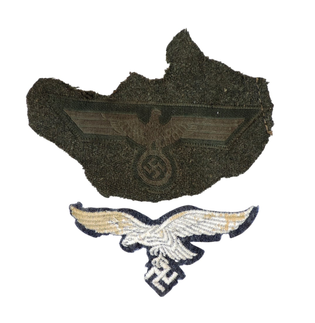 German Luftwaffe Breast Eagle Patch, specifically for enlisted men/non-commissioned officers (EM/...: German Luftwaffe Breast Eagle Patch, specifically for enlisted men/non-commissioned officers (EM/NCOs) of the German Air Force during WWII, eagle clutches a canted swastika in its talons & German WWII