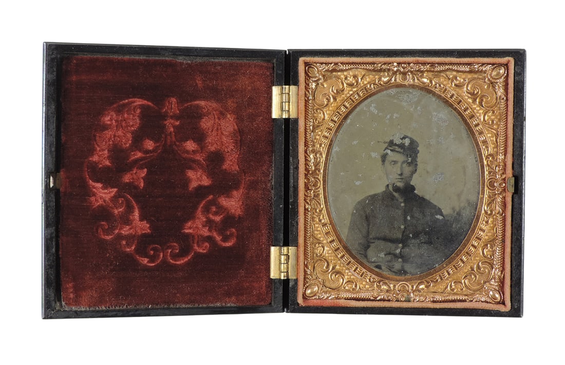 Daguerreotype UNION Case w/Man in Uniform Tintype, Genuine Union Case, Improved, Fine Gilt and Bu... (1 of 2)