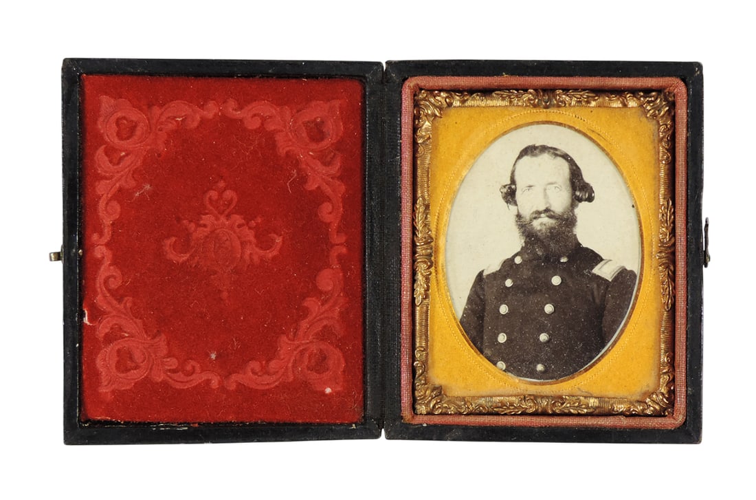 Daguerreotype Case, Patriot Design w/soldier in uniform, hook case w/orig cloth hinge, c. mid 180... (1 of 2)