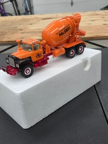 Diecast Toy, MACK R-Model Mixer First Gear Mint NIB