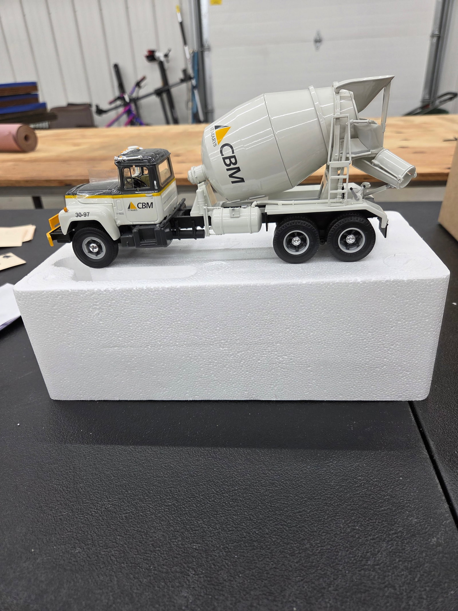 Diecast Toy, MACK R-Model Mixer (CMB Mixer) First Gear Mint NIB: Diecast Toy, MACK R-Model Mixer (CMB Mixer) First Gear Mint NIB