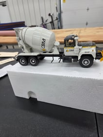 Diecast Toy, MACK R-Model Mixer (CMB Mixer) First Gear Mint NIB