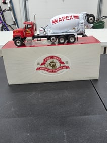 Diecast Toy, International Paystar /w BridgeMaster Mixer (Apex Concrete). First Gear NIB