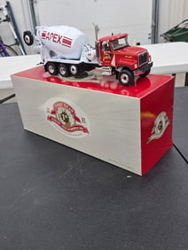 Diecast Toy, International Paystar /w BridgeMaster Mixer (Apex Concrete). First Gear NIB