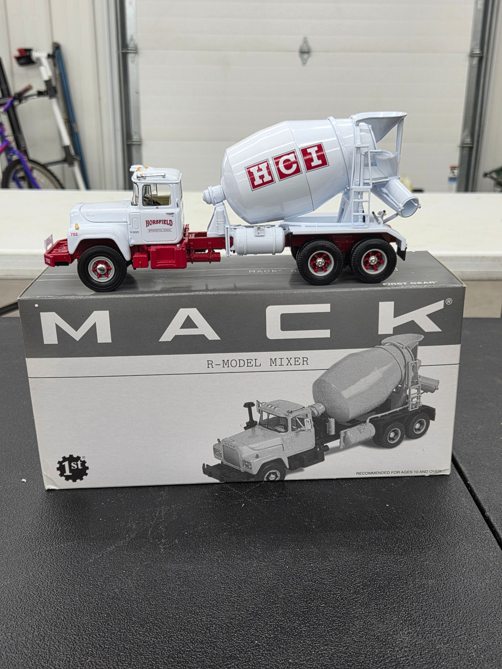 Diecast Toy, Mack R Model Mixer. "Horsfield Epworth Iowa - HCI" First Gear NIB (1 of 1)