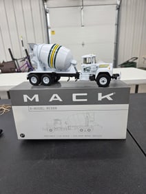 Diecast Toy, Mack R Model Mixer. Metzen Concrete, Chesterfield Twp, MI. First Gear NIB