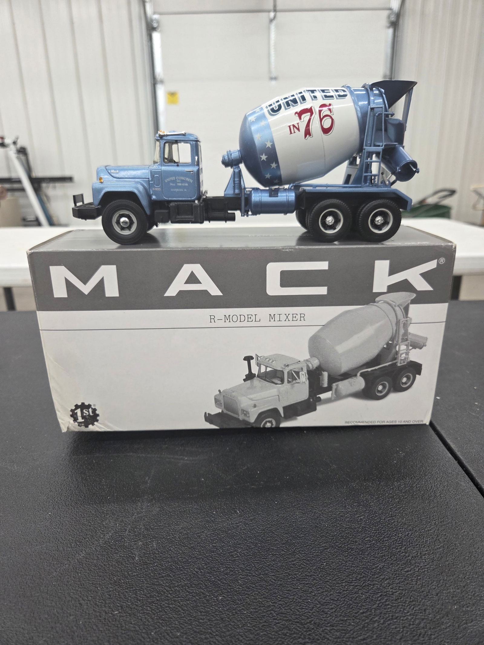 Diecast Toy, First Gear. Mack R-Model  Mixer (United Concrete)  " in 76 " NIB (1 of 1)