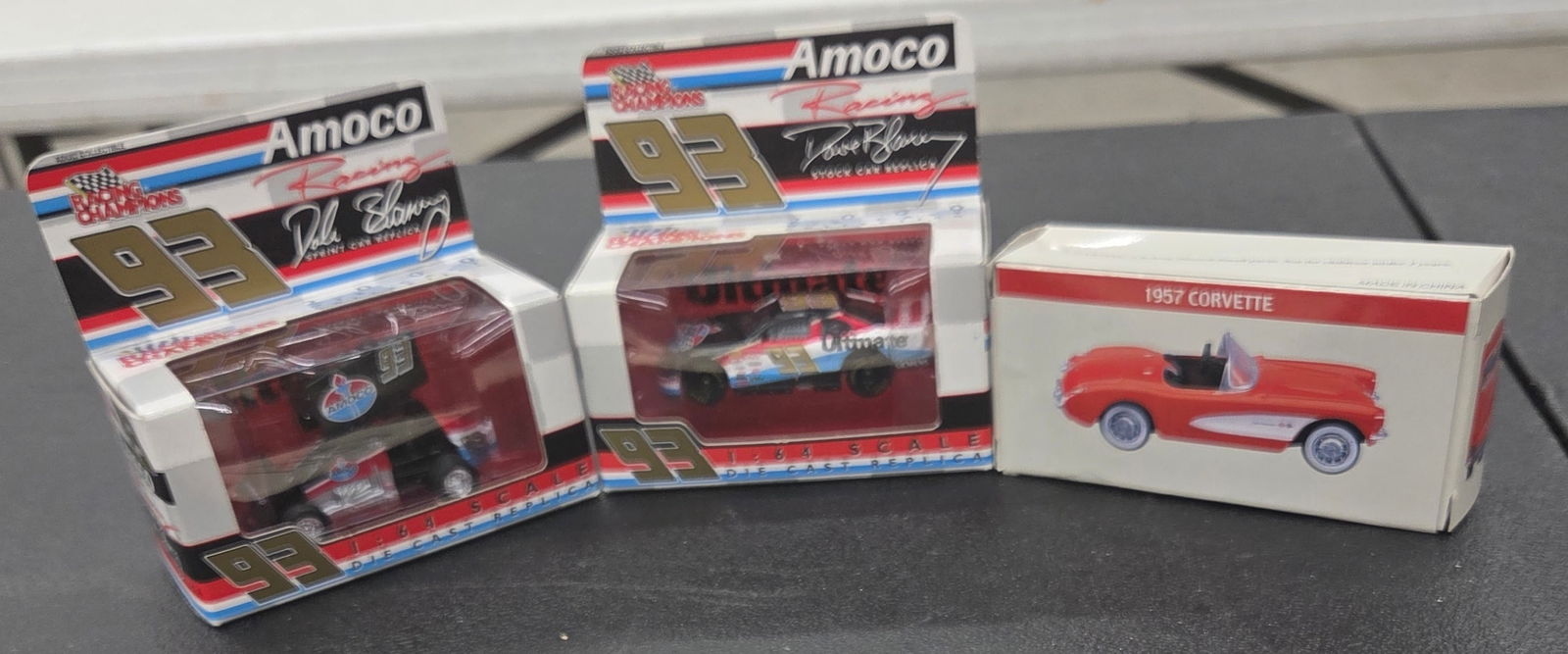 Die Cast Toy, 3 pcs 1/64 scale. NIB (1 of 1)