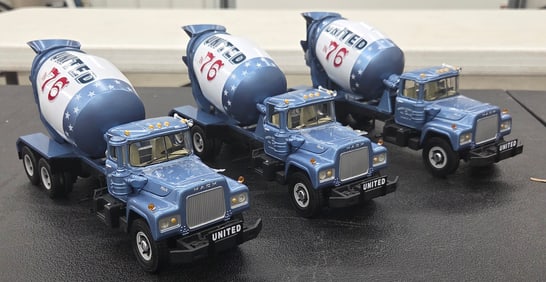 Diecast Toy, First Gear. Mack R-Model Mixer 3 pcs (United Concrete) " in 76 " NIB