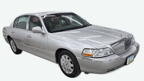 Lincoln 2003, 130,380 miles. Runs great but something drains the battery after the car sits for a