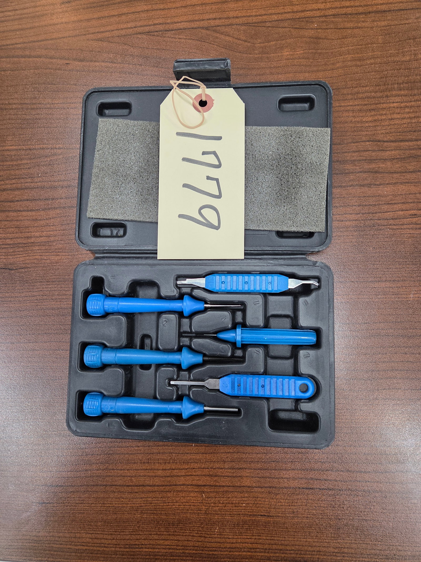 Six piece Terminal Release Tool Set Cond.: Six piece Terminal Release Tool Set Cond.