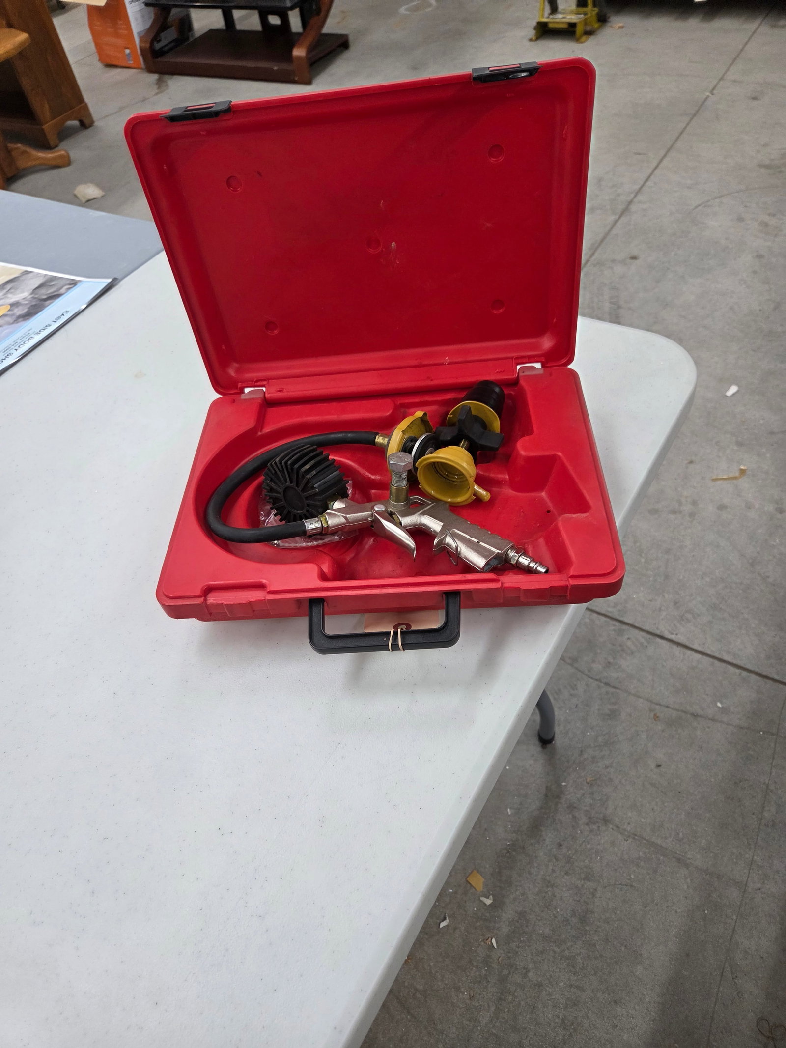 Radiator pressure tester, good condition: Radiator pressure tester, good condition