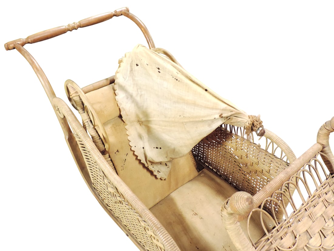 Victorian Heywood-Wakefield Wicker Perambulator/Baby Carriage, wicker (rattan/reed), parasol, tas... - 2