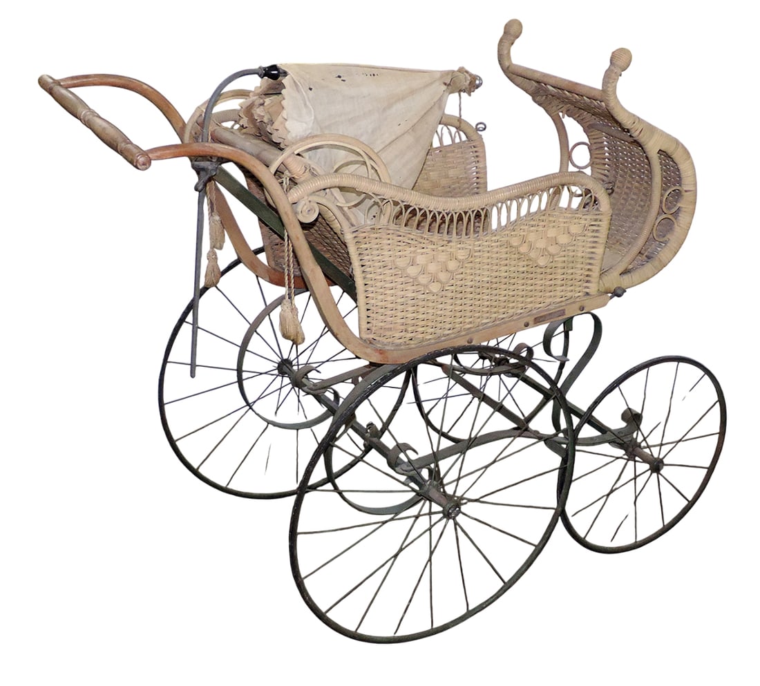 Victorian Heywood-Wakefield Wicker Perambulator/Baby Carriage, wicker (rattan/reed), parasol, tas... - 3