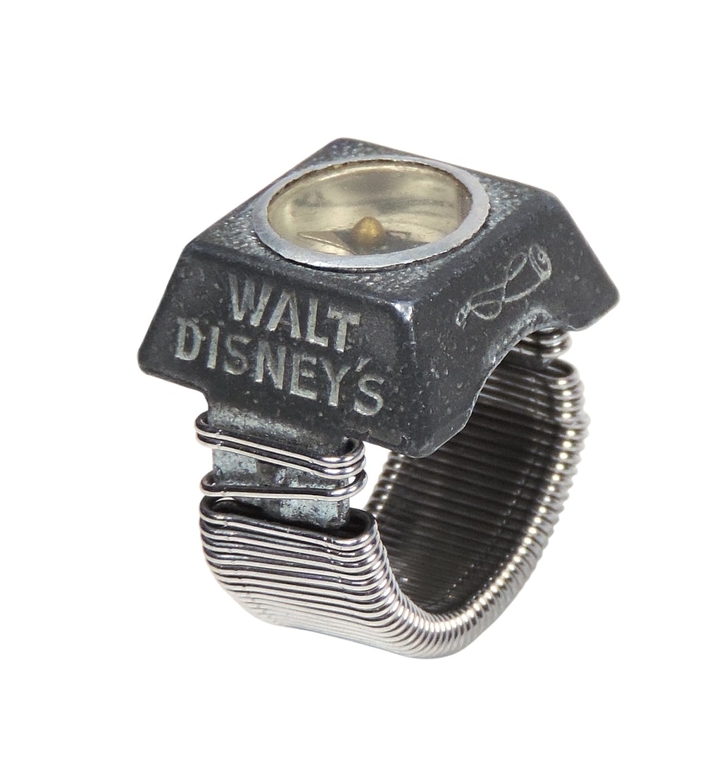 Toy Ring, Walt Disney's Davy Crockett Compass Ring, promotional item Cracker Jacks give-a-ways,...: Toy Ring, Walt Disney's Davy Crockett Compass Ring, promotional item Cracker Jacks give-a-ways, coiled spring steel expansion band (shows wear), c.1950s, VG cond (zoom photos for details), L 1 in. 