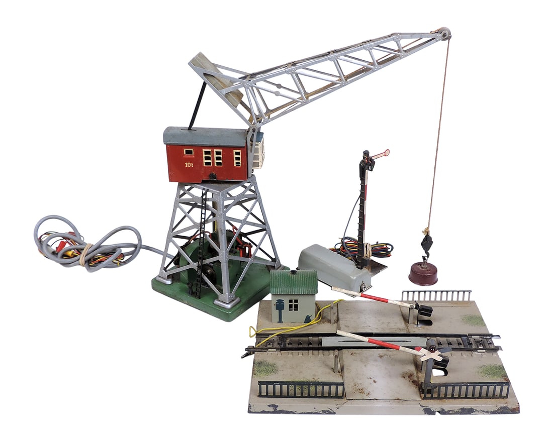 Märklin Toy Model Train Village Décor (3), 7051/451 Crane w/orig instruction sheet, 446/11 (1 of 1)