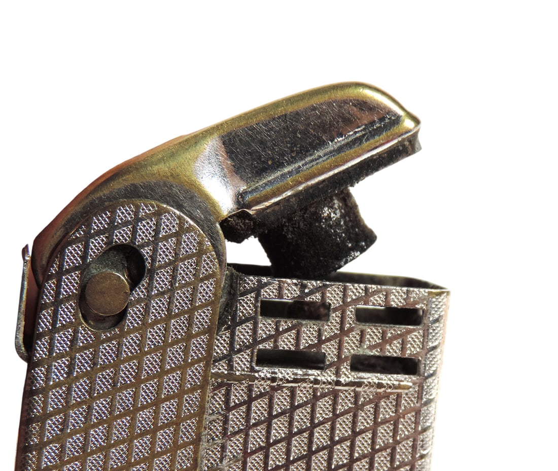 Cigarette Lighter, Art Deco REGENS side squeeze, embossed Made in USA, PAT No.1896140, Exc cond w... - 4