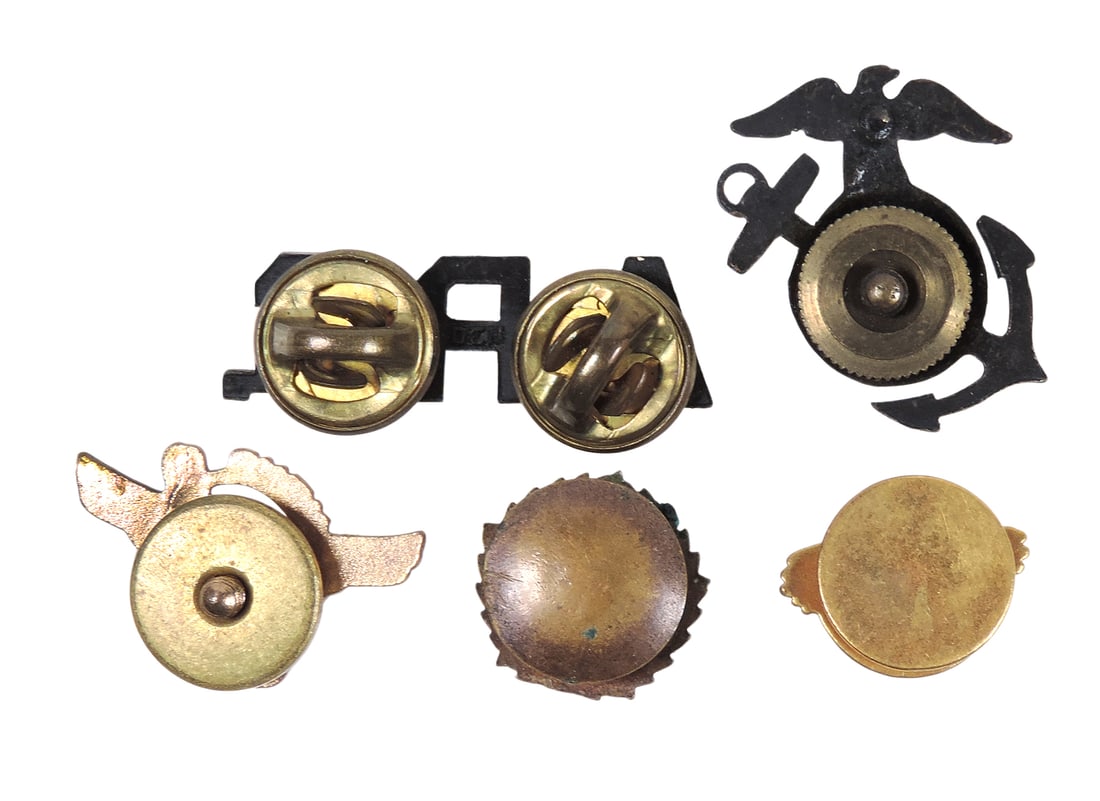 Military Lapel Pins (5), US Army Honorable Discharge, United States Naval Reserve (USNR), United ... - 2