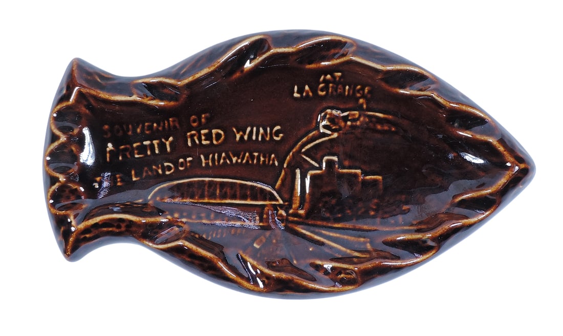 Red Wing Ashtray, Souvenir of Pretty Red Wing The Land of Hiawatha, Mt. La Grange, mid 1900s, Exc...: Red Wing Ashtray, Souvenir of Pretty Red Wing The Land of Hiawatha, Mt. La Grange, mid 1900s, Exc cond, L 9 in.