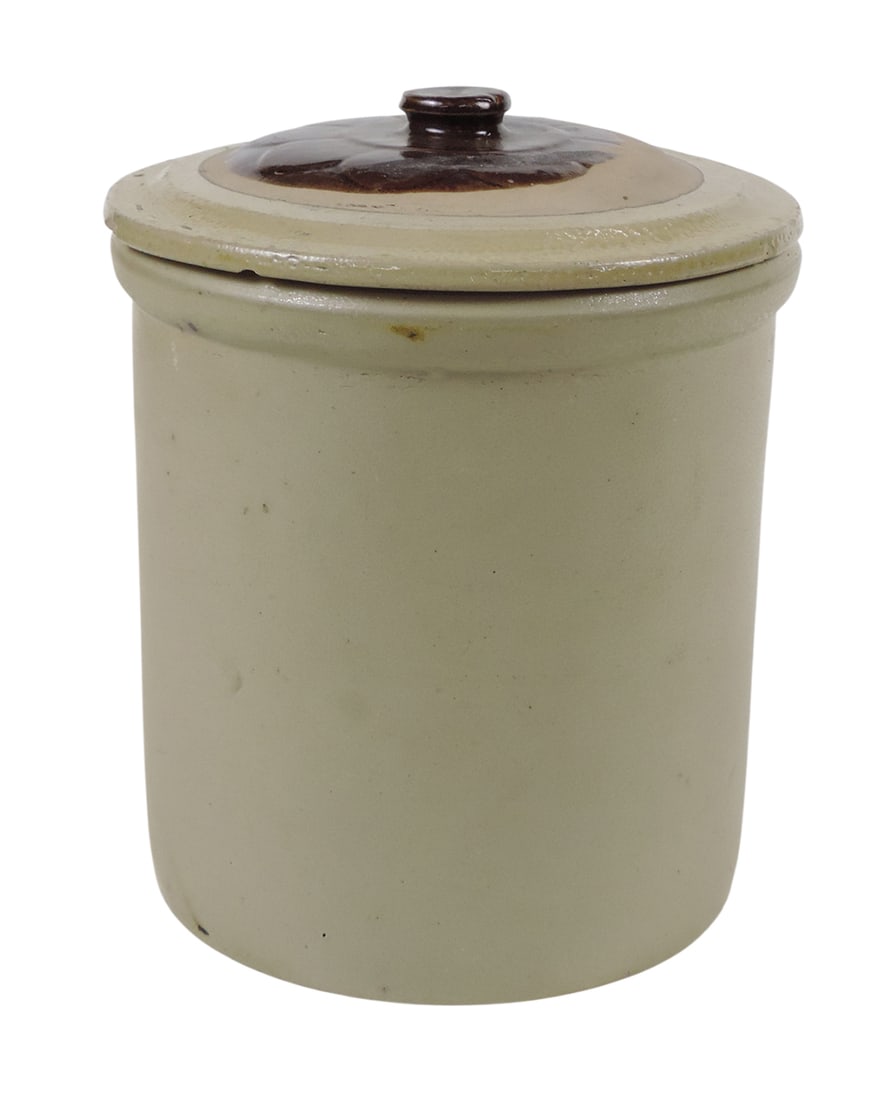 Minnesota Stoneware 1 Gallon Salt Glaze Crock w/Lid, embossed bottom reads "Minnesota Stoneware C... - 2