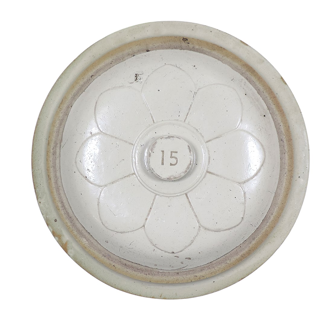 Red Wing 15 Gallon Button Petal Lid, impressed 15 on button, chip on inside rim, o/all VG cond, D...: Red Wing 15 Gallon Button Petal Lid, impressed 15 on button, chip on inside rim, o/all VG cond, D 18 in. 