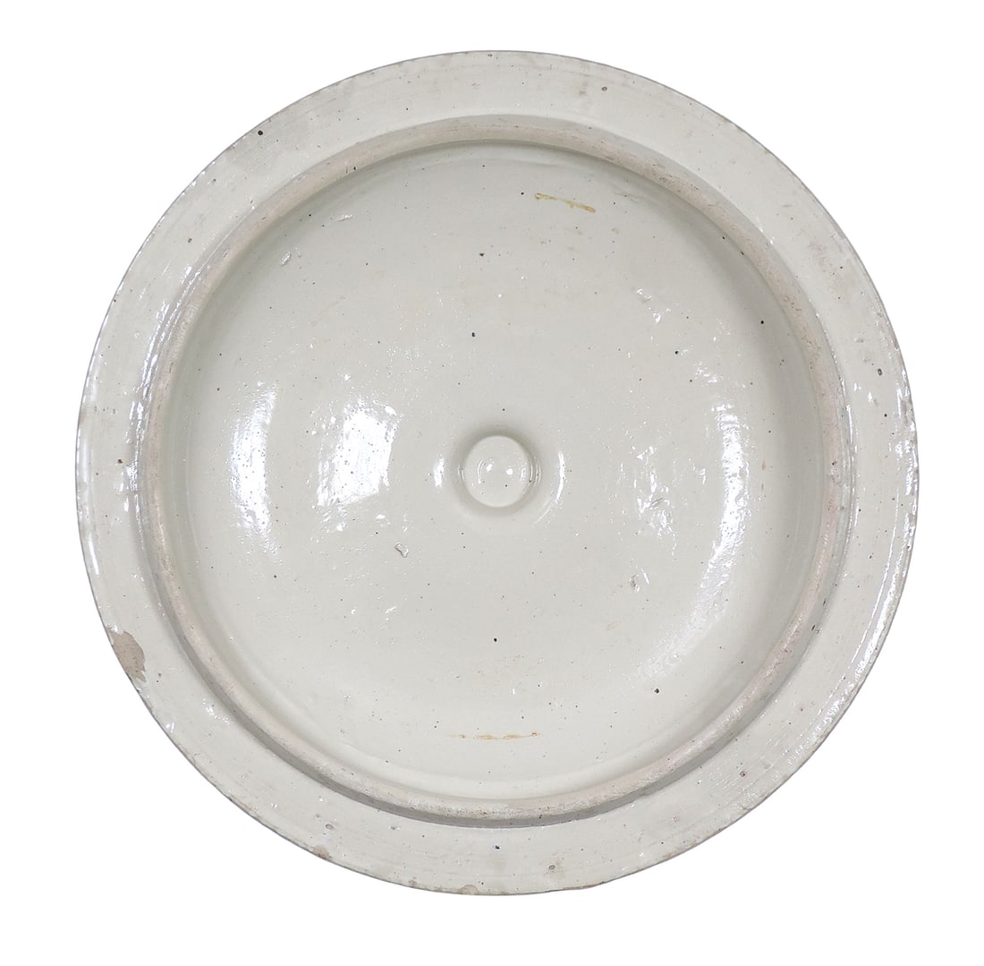 Red Wing 15 Gallon Button Petal Lid, impressed 15 on button, chip on inside rim, o/all VG cond, D... - 2