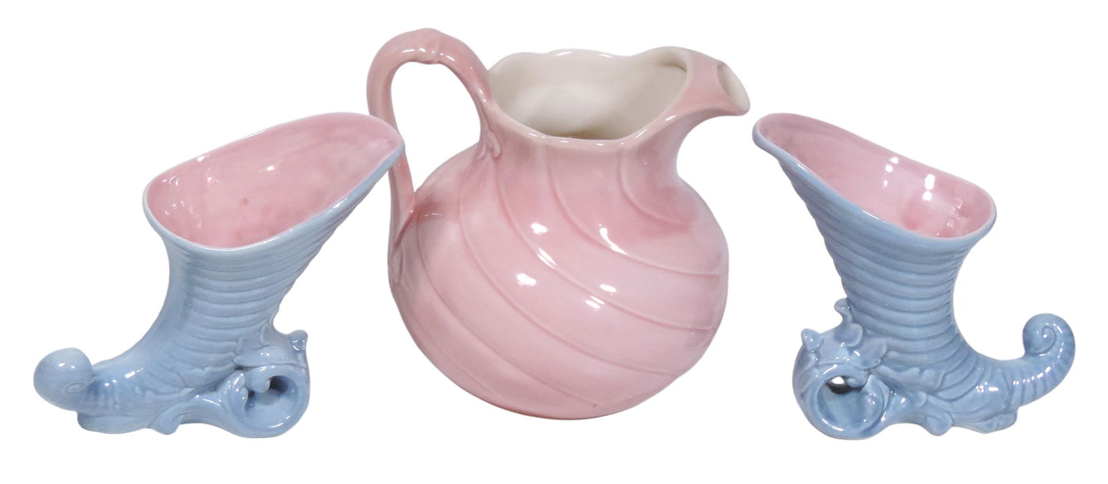 Red Wing Art Pottery (3), #735 pink swirl pitcher (64 oz.) & matching pr of 2 blue w/pink interio...: Red Wing Art Pottery (3), #735 pink swirl pitcher (64 oz.) & matching pr of 2 blue w/pink interior #735 Cornucopia vases, all Exc cond, pitcher H 7.5 in. 