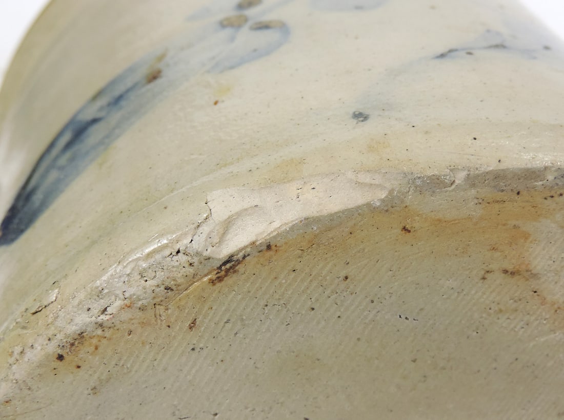 Eastern Stoneware 1 Gallon Crock, unmarked, hand-painted w/cobalt blue floral design, applied lug... - 4