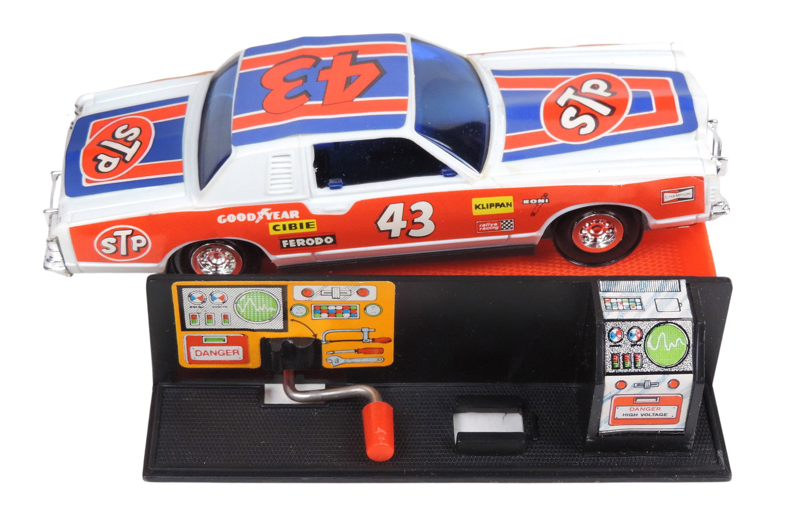 Toy Scale Model Kit, includes Miller special 1931 Indianapolis 500 Mile Winner, 1961 Compact Car ... - 4