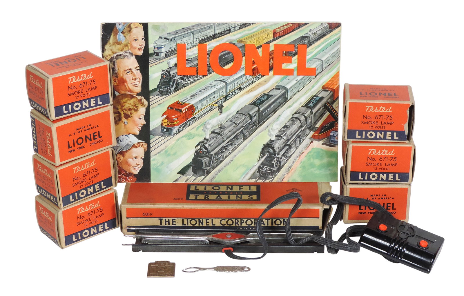 Lionel Trains 1951 Catalog, #6019 Remote Control Track Set & (7) No. 671-75 Smoke Lamps, 34 pg co...: Lionel Trains 1951 Catalog, #6019 Remote Control Track Set & (7) No. 671-75 Smoke Lamps, 34 pg color catalog pictures "027" & "O" sets as well as several pgs of accessories, all in Exc cond w/orig box