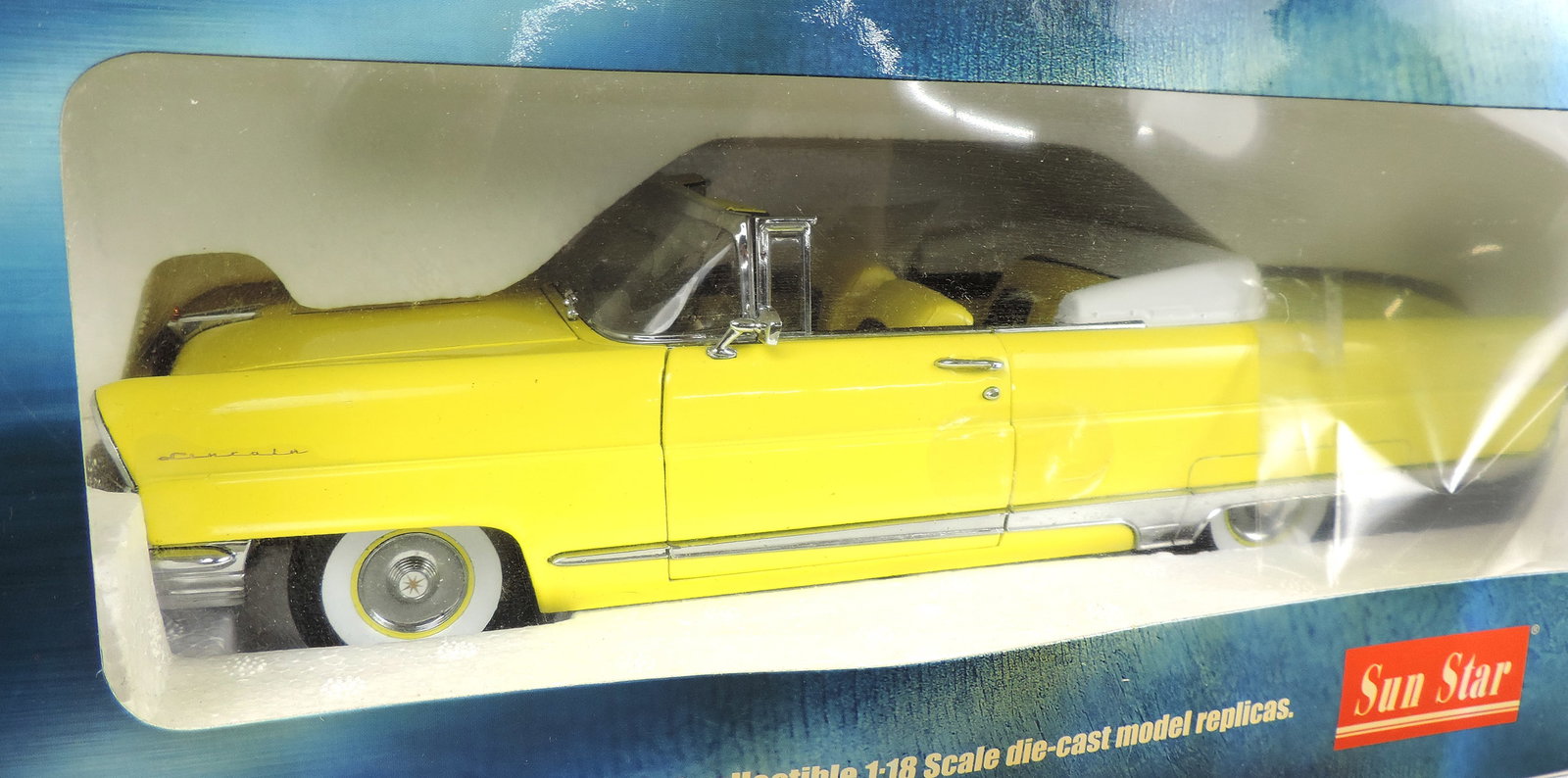 Toy Scale Model, 1956 Lincoln Premiere Model Car, The Platinum Collection, No. 4641, 1:18 scale, ... - 4