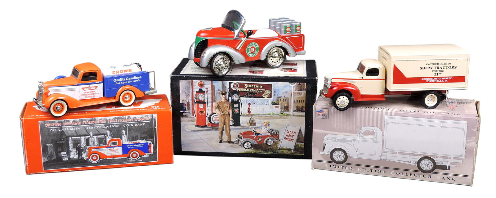 Automotive Banks (3), 1997 Crown Premiums 1941 Garton Pedal Car Bank, 3rd in a series, Sinclair Oil (1 of 2)