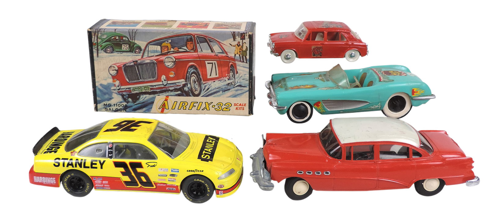 Toy Scale Models (5), Airfix-32, MG1100A Saloon, empty box, MG1100, plastic, 1950s Corvette w/No ... (1 of 2)