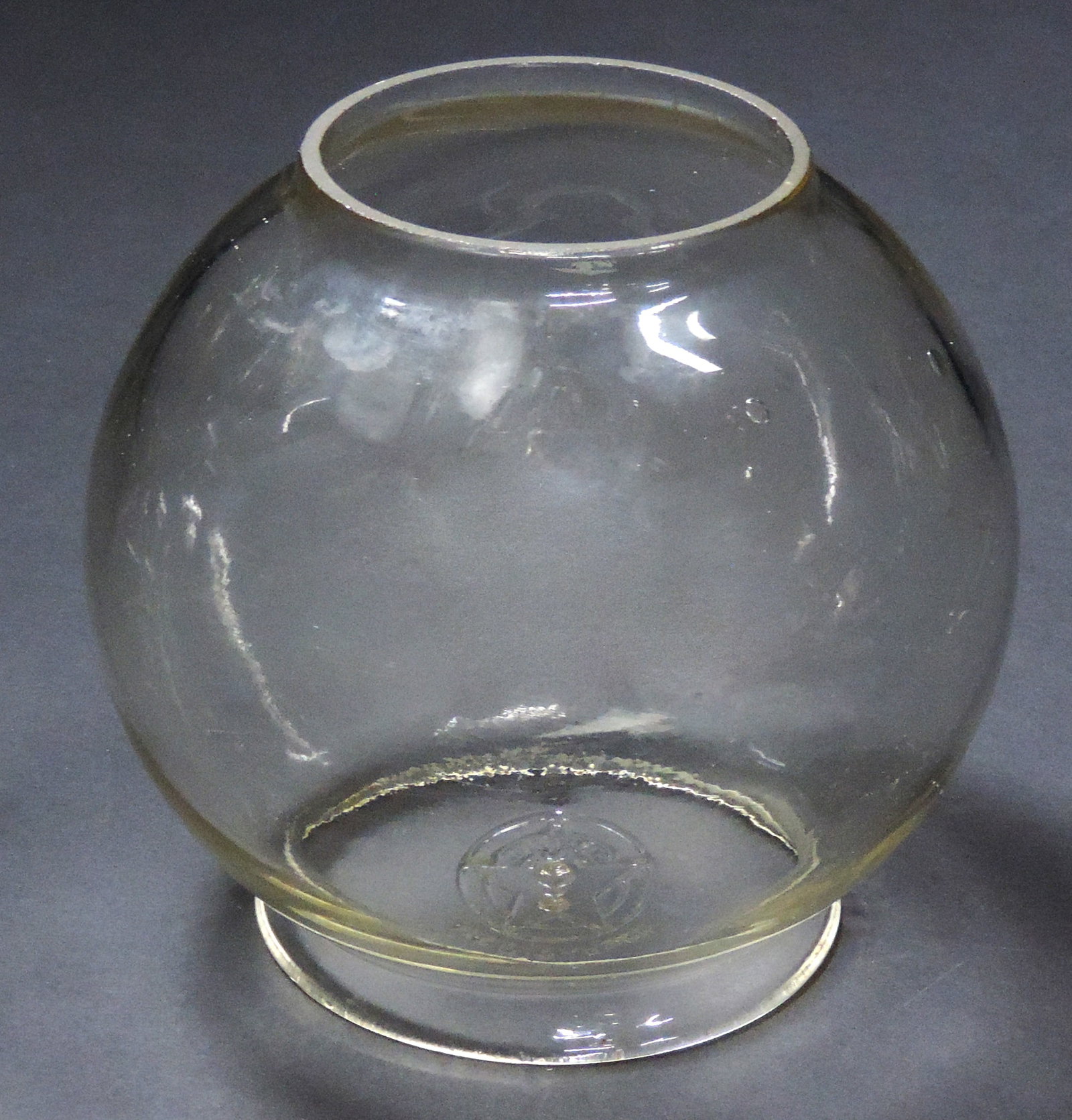 Coin-operated, Columbus Vendor Glass Globe, features the iconic raised Columbus circle emblem enc... (1 of 5)
