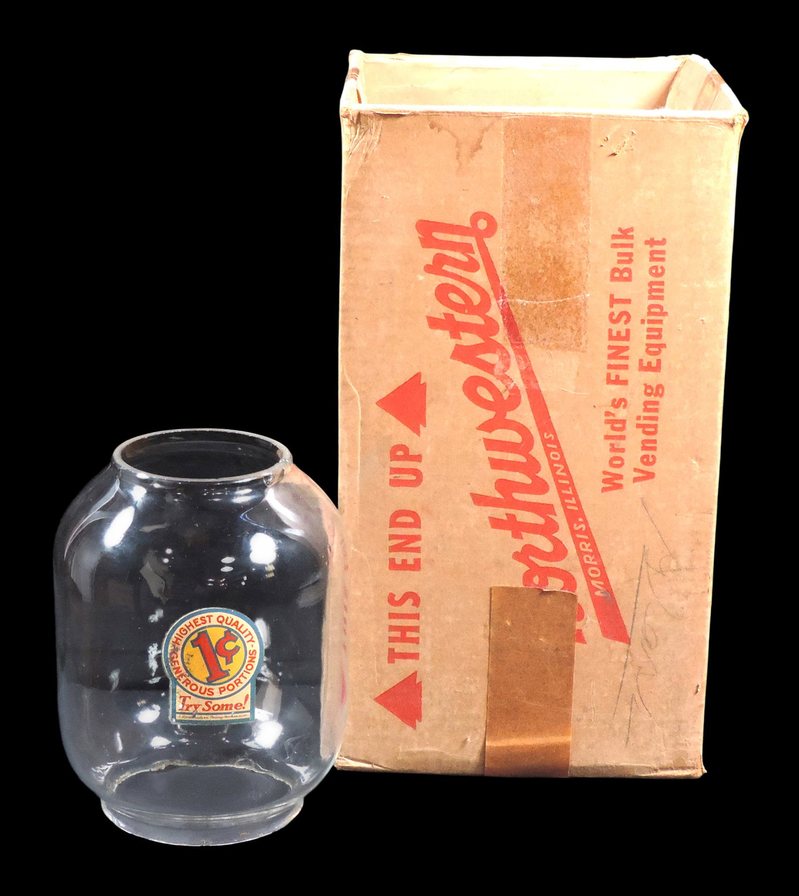 Coin-operated, Northwestern Penny Merchandiser Gumball Glass Globe, Model 33, Northwestern Corpor... (1 of 4)